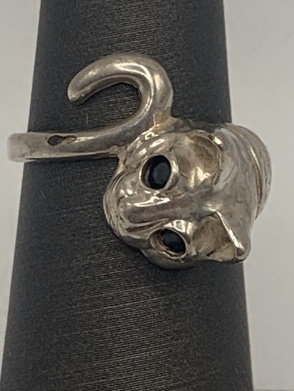 Vintage Kabana Cat Wrap Band Ring Size 5 Bezel Set Sapphire Eyes Signed